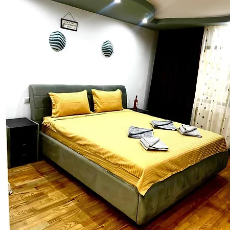 Casa Maya 度假居 Douăzeci şi Trei August