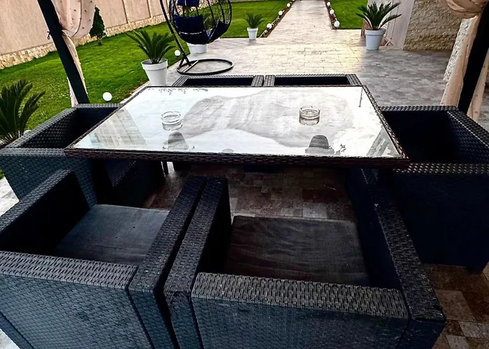 Casa Maya בית נופש Douăzeci şi Trei August