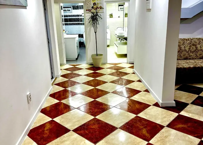 Casa Maya Douăzeci şi Trei August