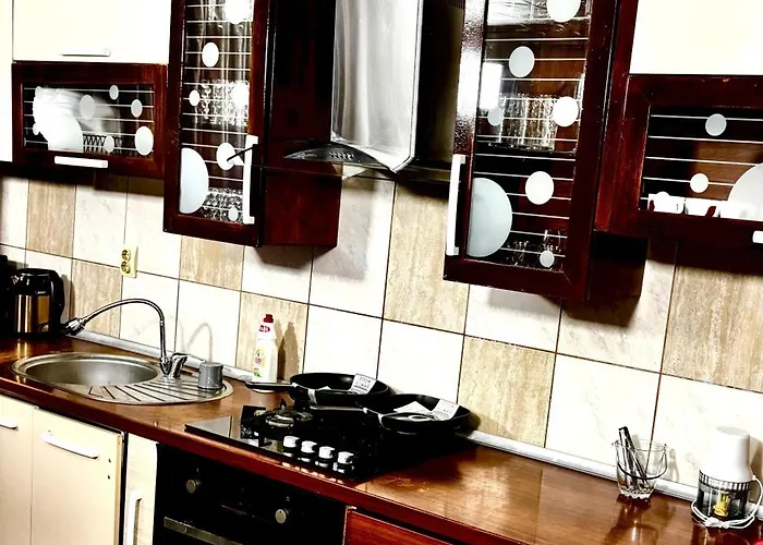 בית נופש Casa Maya Douăzeci şi Trei August